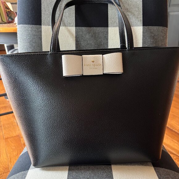 Kate Spade NY Matthews Street Ellis Tote - Picture 1 of 8
